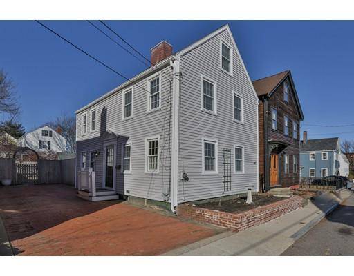 16 Salem Street, Newburyport, MA 01950