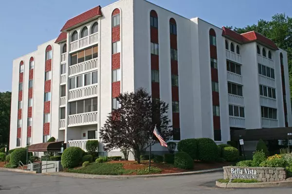 855 John Fitch Hwy #25, Fitchburg, MA 01420