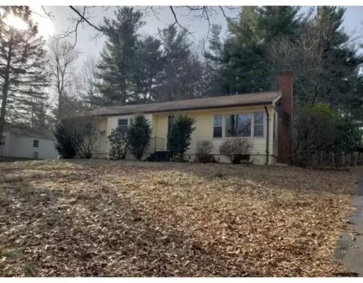 27 Donnelly Rd, Spencer, MA 01562