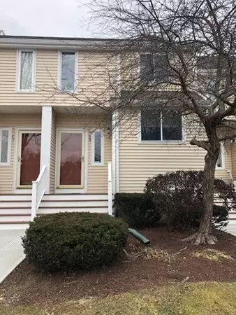 98 Gaslight Ln #98, Easton, MA 02356