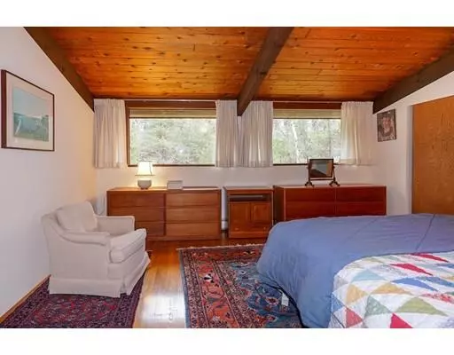 Carlisle, MA 01741,246 Heald Rd