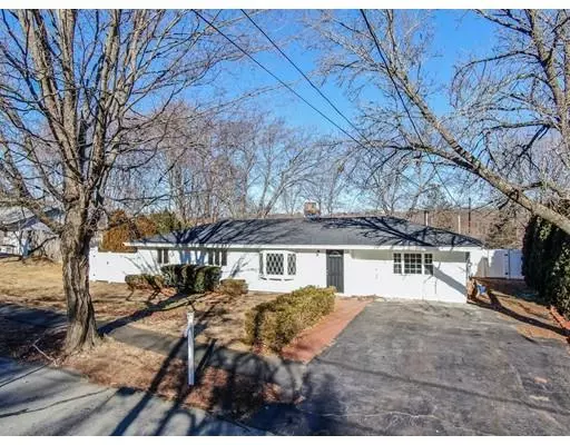 23 Trask Rd, Peabody, MA 01960