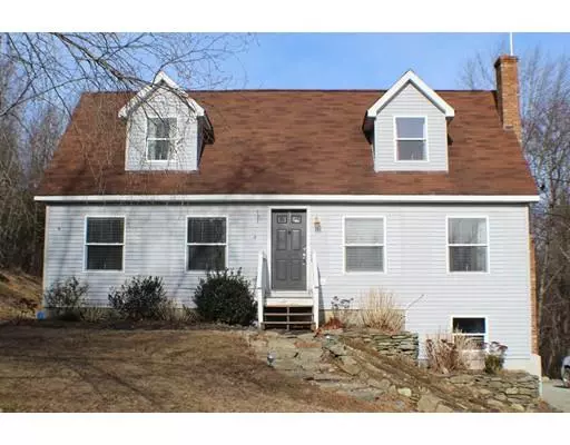 792 Wauwinet Rd, Barre, MA 01005