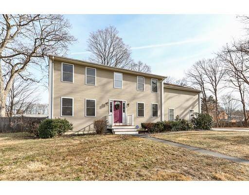 88 Sumner St, North Attleboro, MA 02760