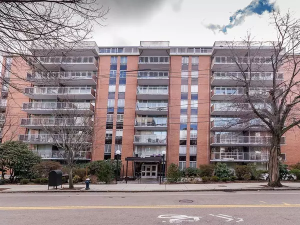 45 Longwood Avenue #702, Brookline, MA 02446