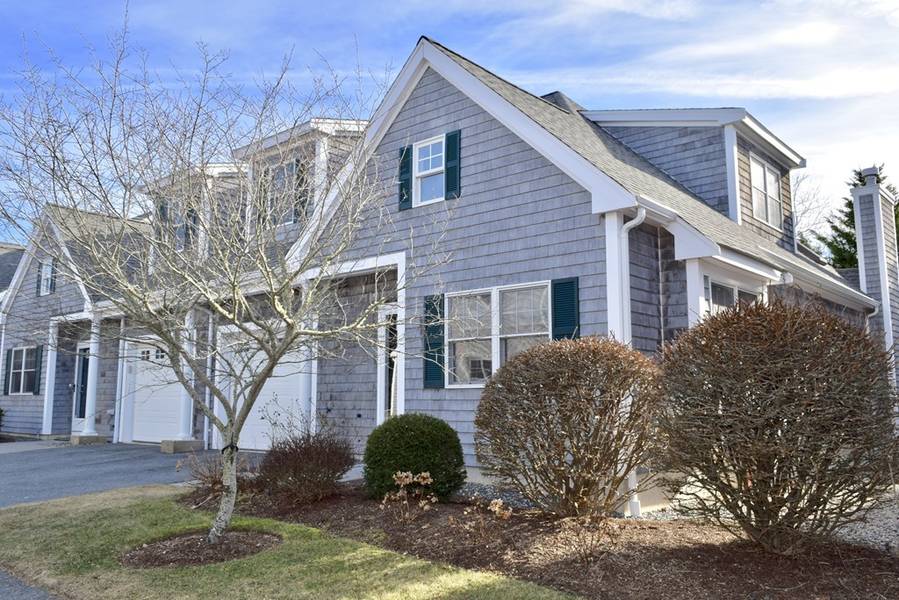 52 County Rd #10, Mattapoisett, MA 02739