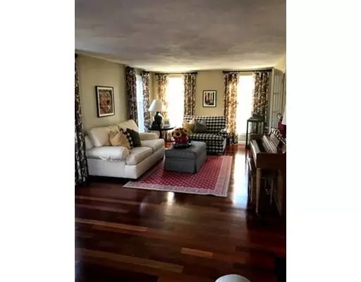 Methuen, MA 01844,8 Brookside Court