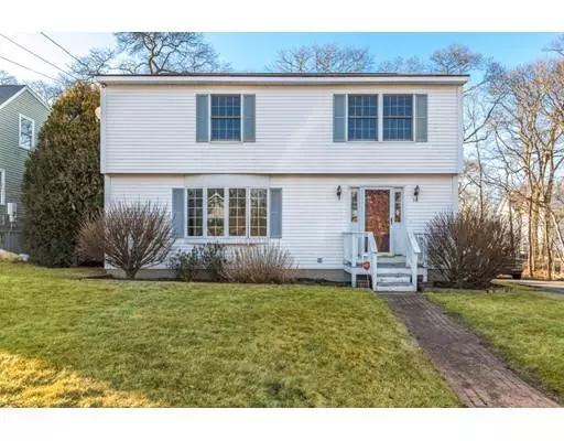 30 Dodge Street, Gloucester, MA 01930