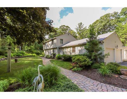 15 Roberts Rd, Boxford, MA 01921