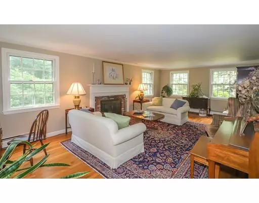 Boxford, MA 01921,15 Roberts Rd