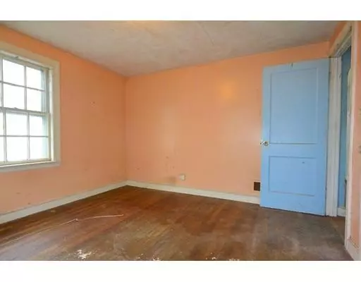 Lynn, MA 01902,40 Michigan Ave