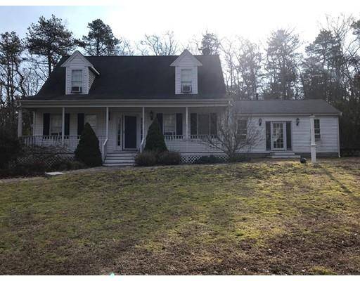 1 Long Swamp Rd, Bourne, MA 02532