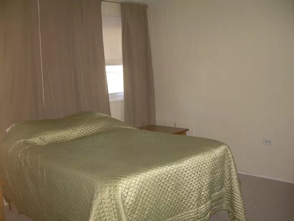 North Attleboro, MA 02760,11 Woodchip Sq. #11