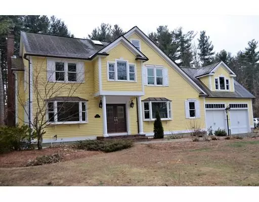 2 Steeple Chase Cir, Westford, MA 01886