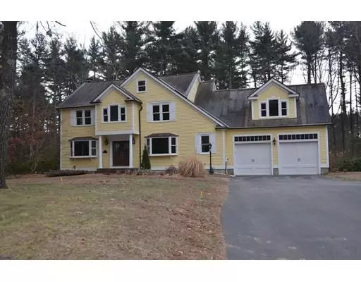 Westford, MA 01886,2 Steeple Chase Cir