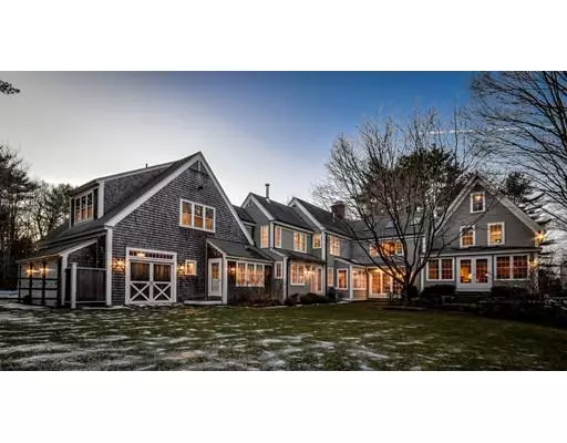 40 Forest St, Sherborn, MA 01770