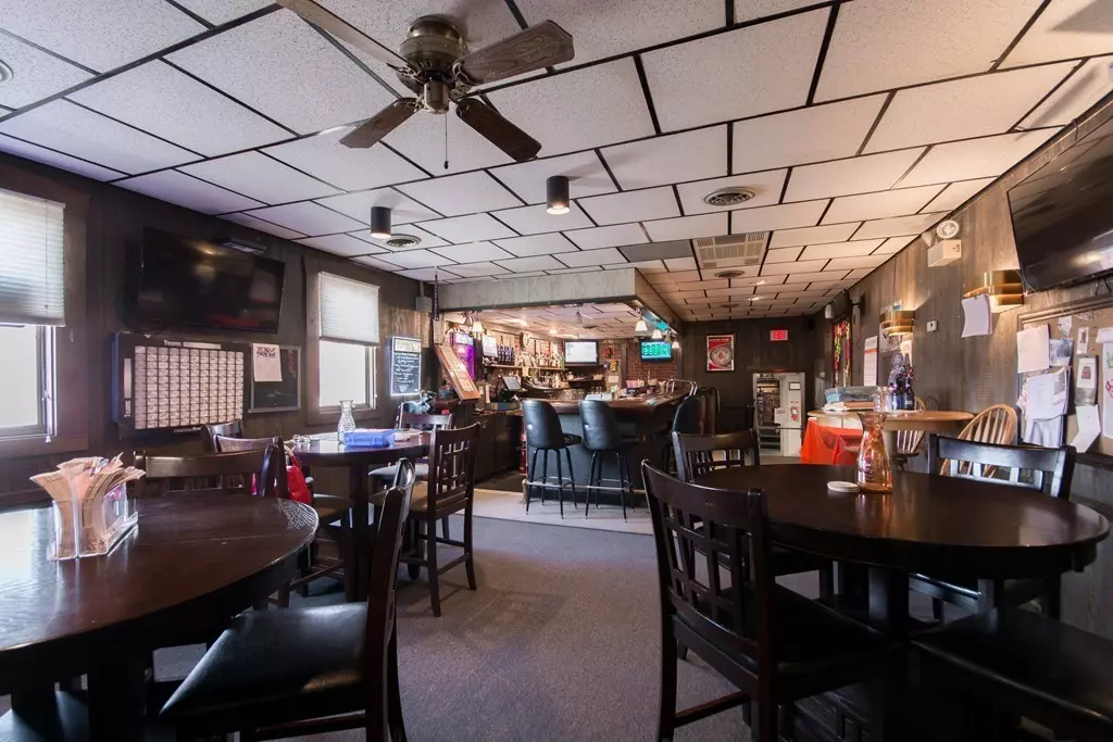 Fall River, MA 02724,144 Guild St