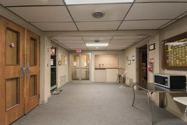 Fall River, MA 02724,144 Guild St