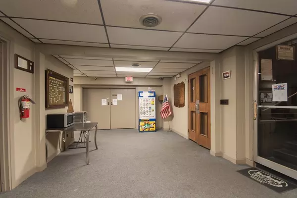 Fall River, MA 02724,144 Guild St