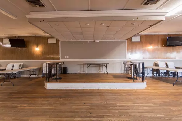 Fall River, MA 02724,144 Guild St