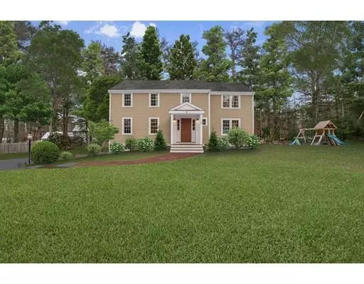 20 Lady Slipper Ln, Duxbury, MA 02332