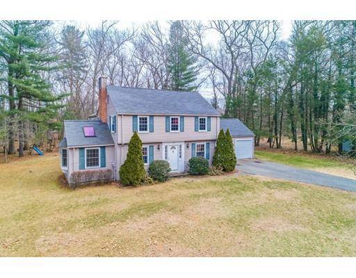 29 Prynnwood Rd, Longmeadow, MA 01106