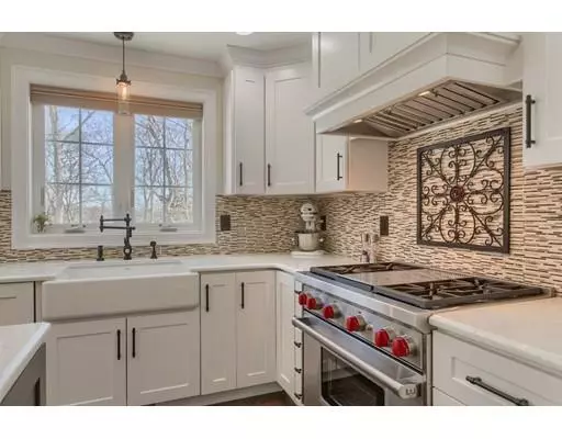 Littleton, MA 01460,23 Mcintosh Lane