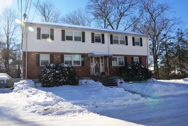 23 Catalpa St, Wakefield, MA 01880