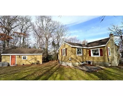 54 Dexter Rd, Marion, MA 02738