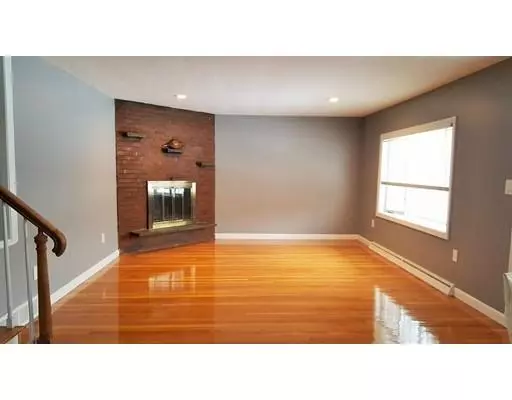 Hanover, MA 02339,81 Tecumseh Dr