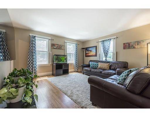 Reading, MA 01867,9 Warren Avenue