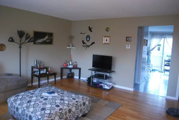 North Andover, MA 01845,22 Andrew Circle #22