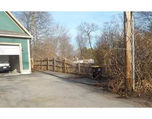 Weymouth, MA 02188,26 Taft Rd