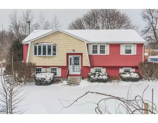 84 Kelly Rd, Dracut, MA 01826