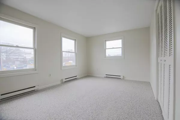 Lynn, MA 01902,47 Sanderson Ave #47