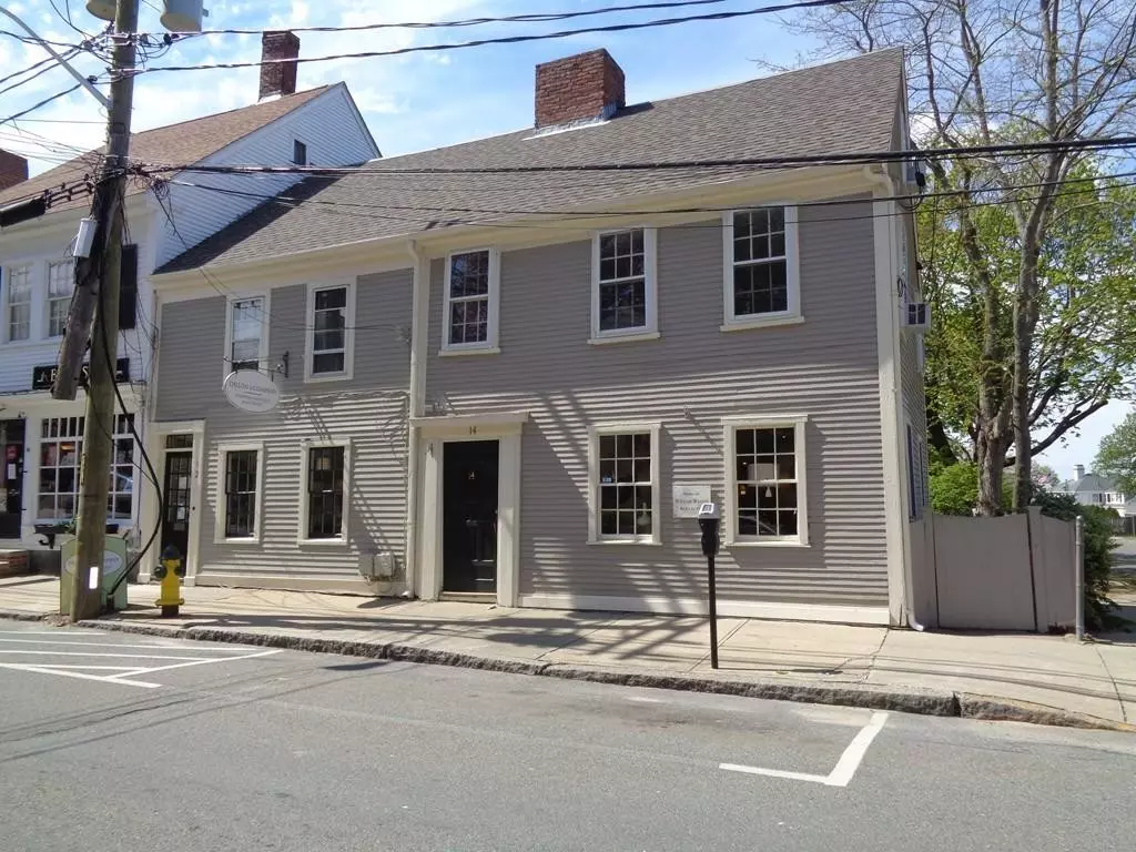 Plymouth, MA 02360,14 North Street #4B