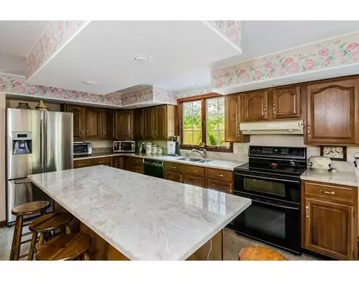 Eastham, MA 02642,4 Pine Croft Court