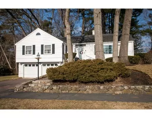 Lynnfield, MA 01940,111 Locksley Road