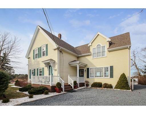 714 Head Of The Bay Rd, Bourne, MA 02532