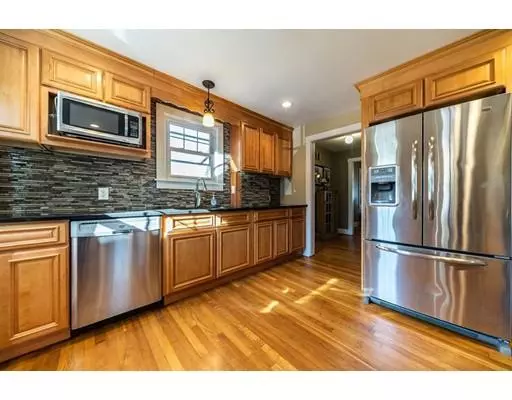 Hampden, MA 01036,10 South Rd