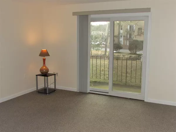Milford, MA 01757,16 Shadowbrook Ln #15