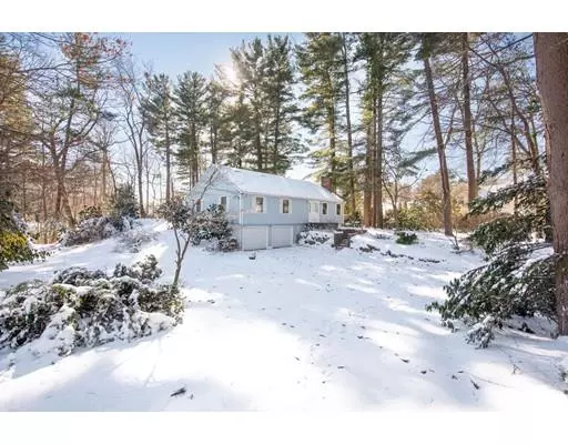 30 Chiltern Road, Weston, MA 02493