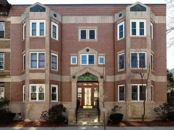 Brookline, MA 02446,22 Parkman St #2