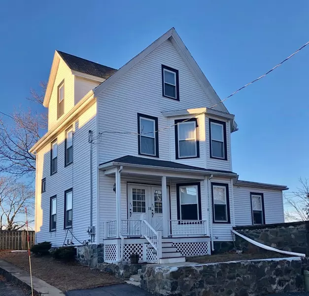 45-47 Crescent St, Swampscott, MA 01907