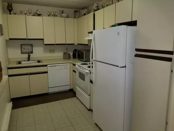 Marlborough, MA 01752,100 Granger Blvd #304