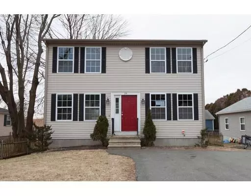 39 Sumner St, Cumberland, RI 02864