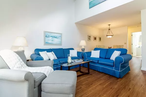 Brewster, MA 02631,126 Howland Cir #126