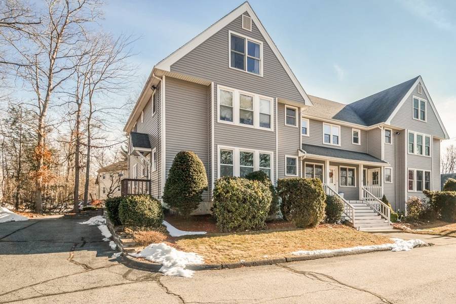 23 Stefaniak Ave #3, Webster, MA 01570