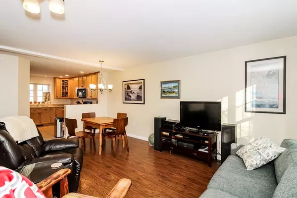 Mansfield, MA 02048,13 Shawmut #13