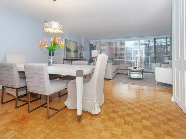 Brookline, MA 02446,45 Longwood Ave #210